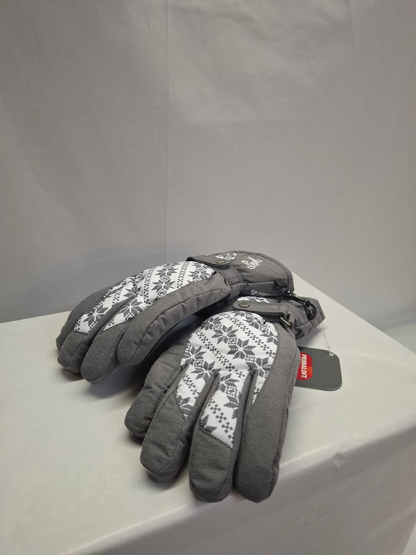 Glove Hero White Clay