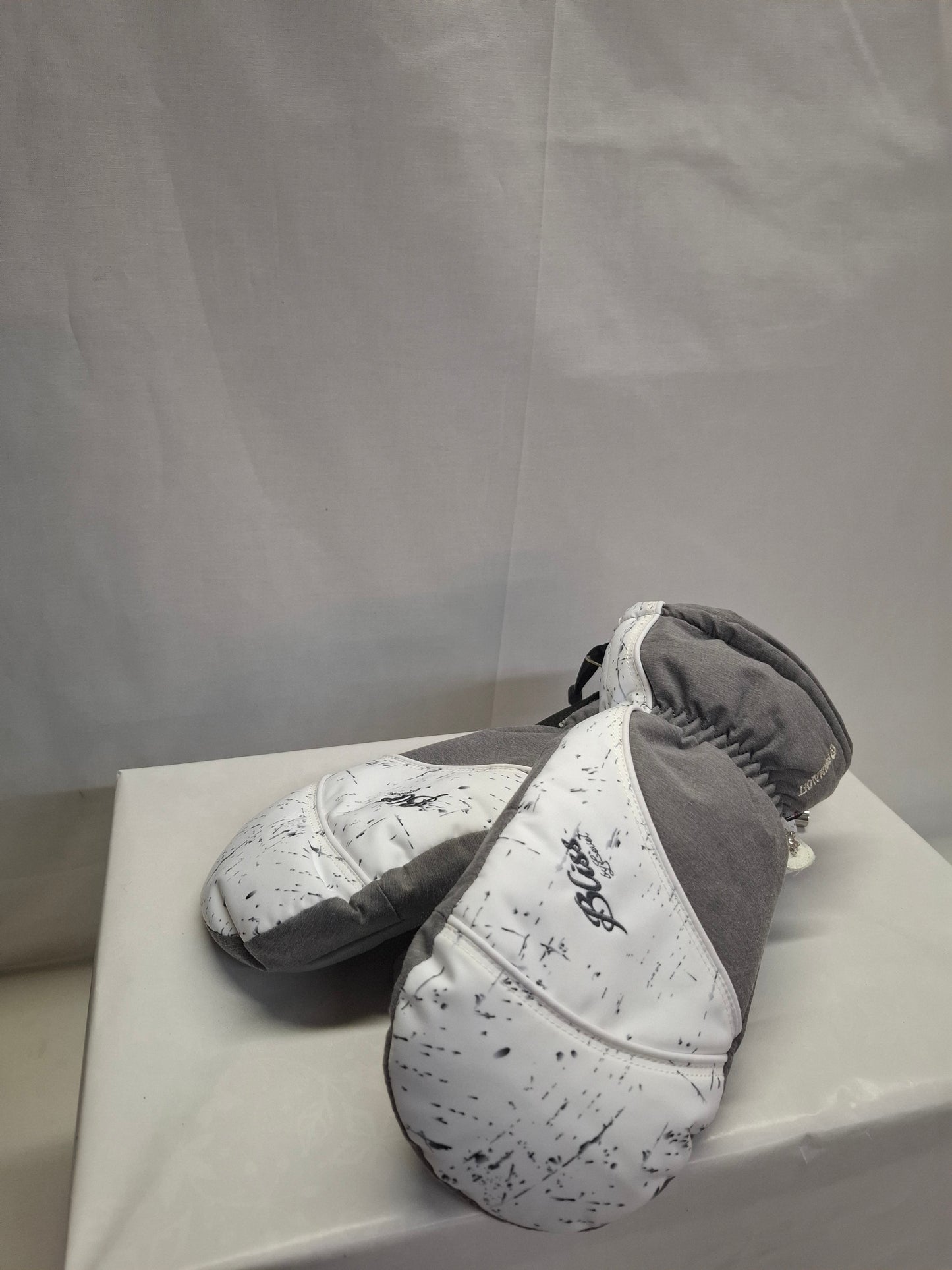 Glove Bliss Mummies Mitt Logos
