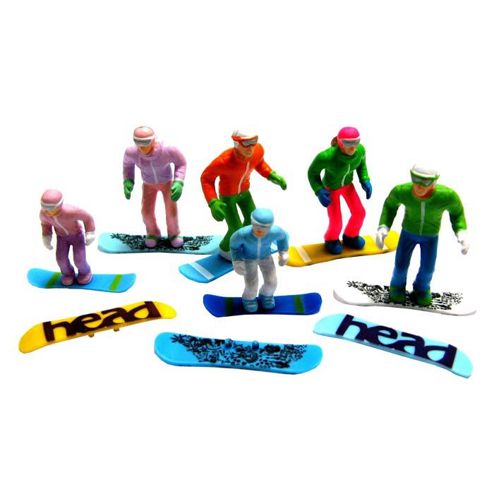 6 Figuren stehend mit Snowboard